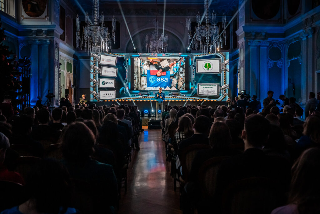 Białystok | Ogólnopolska trasa technologiczno-naukowa misji IGNIS z doktorem Sławoszem Uznańskim-Wiśniewskim