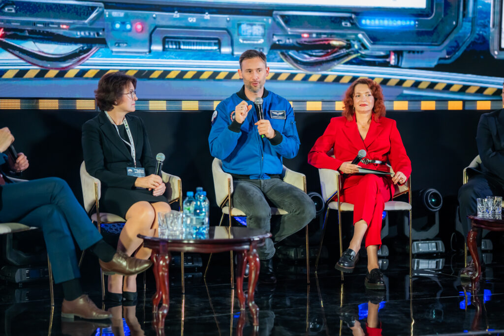 Białystok | Ogólnopolska trasa technologiczno-naukowa misji IGNIS z doktorem Sławoszem Uznańskim-Wiśniewskim