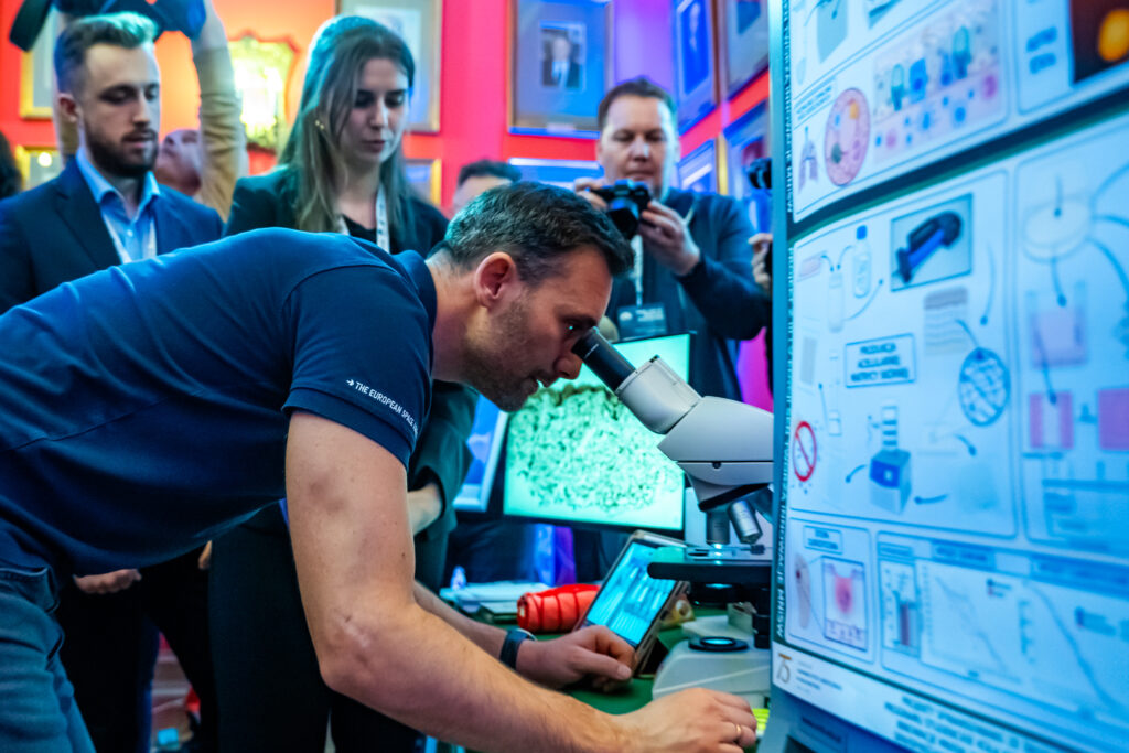 Białystok | Ogólnopolska trasa technologiczno-naukowa misji IGNIS z doktorem Sławoszem Uznańskim-Wiśniewskim