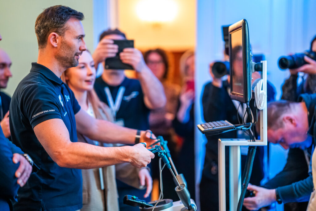 Białystok | Ogólnopolska trasa technologiczno-naukowa misji IGNIS z doktorem Sławoszem Uznańskim-Wiśniewskim