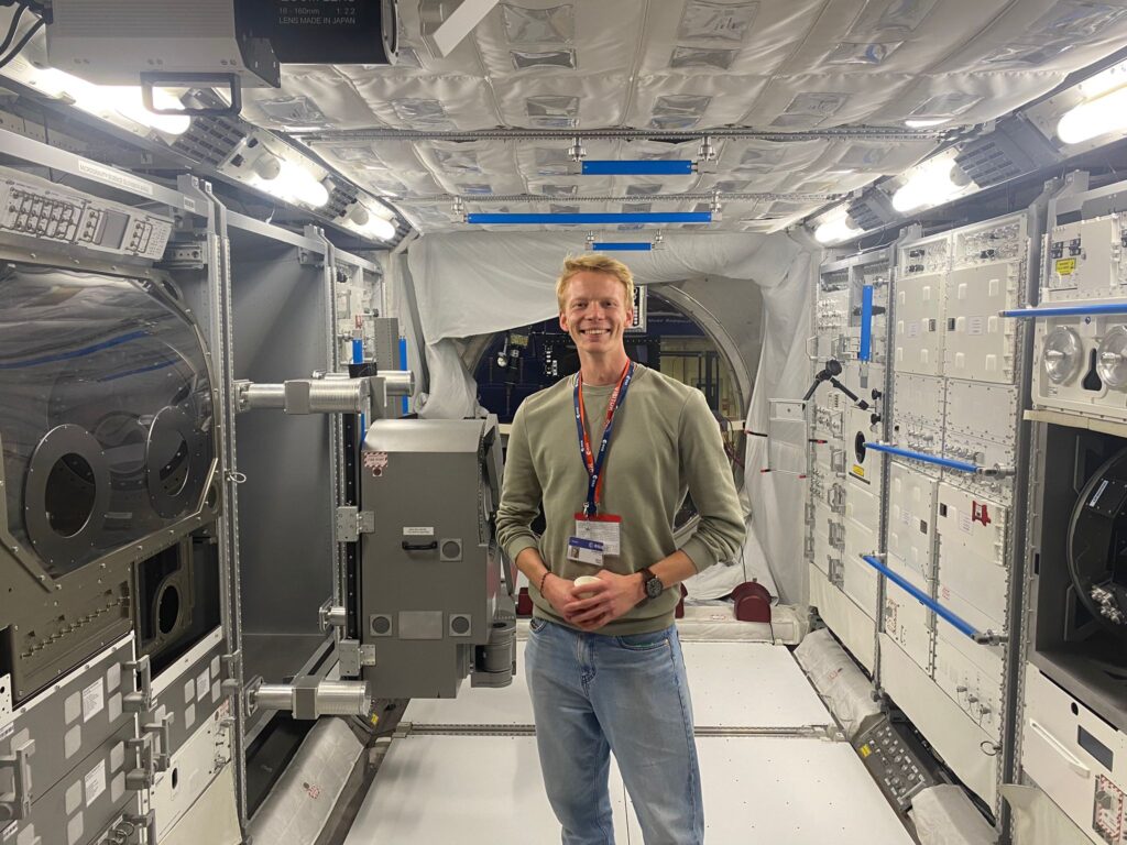 Jak wygląda staż w ESA? Podsumowanie roku polskich National Graduate Trainees