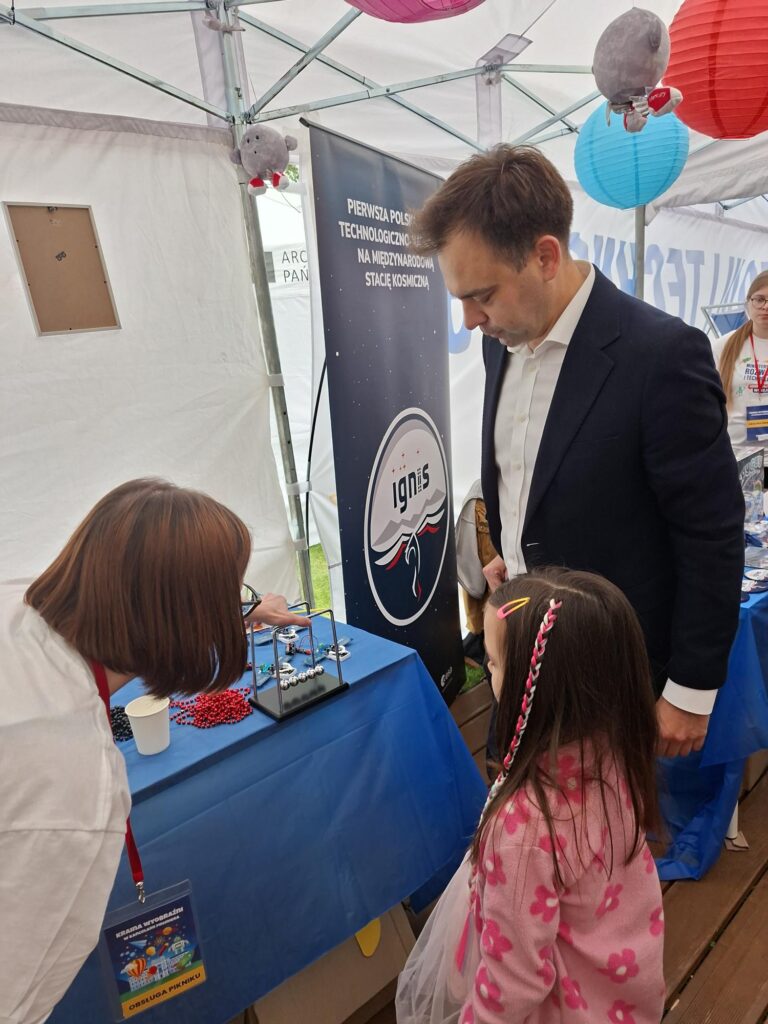 "Kraina Wyobraźni" czyli Dzień Dziecka w Kancelarii Premiera. Było kosmicznie, twórczo i edukacyjnie - relacja.